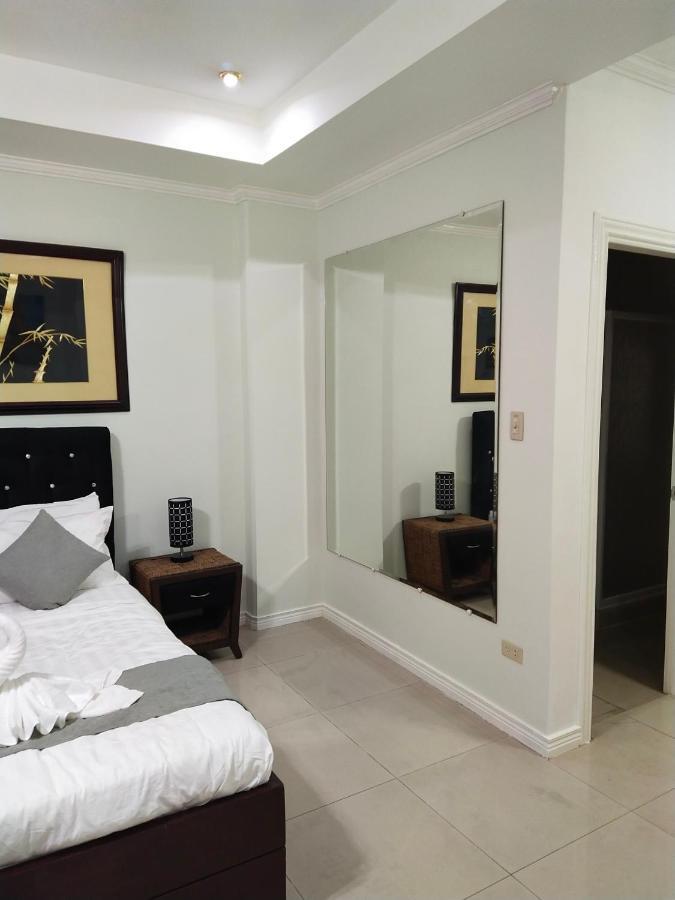 אנגלס Bourbon St Apts Condo 16 מראה חיצוני תמונה